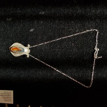 Load image into Gallery viewer, Agate Pendant and Chain
